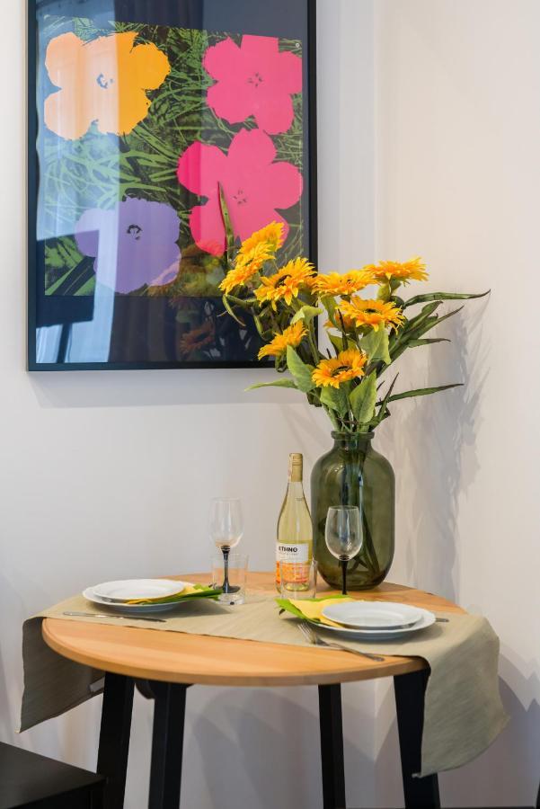 Kwiatowa Apartments Poznan City Center By Noclegi Renters Bagian luar foto