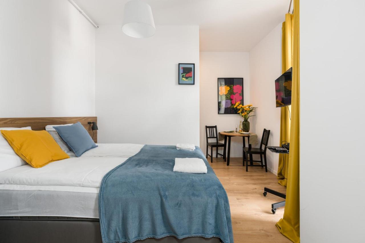 Kwiatowa Apartments Poznan City Center By Noclegi Renters Bagian luar foto
