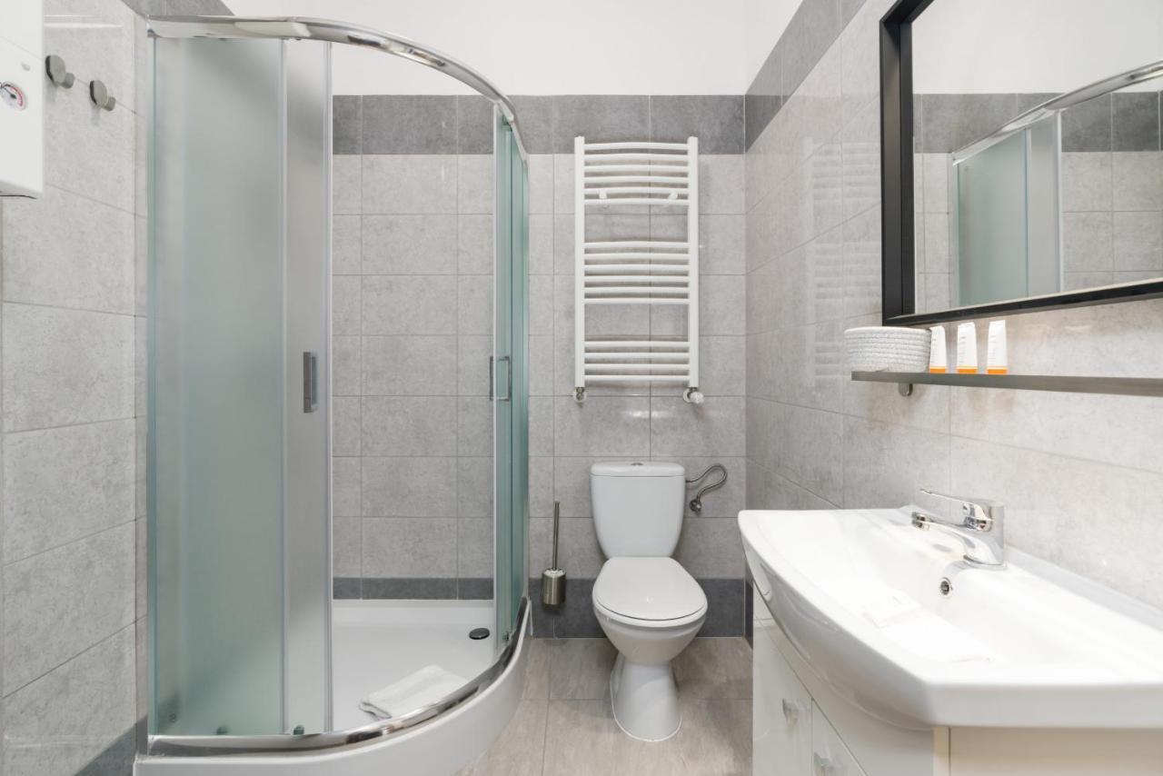 Kwiatowa Apartments Poznan City Center By Noclegi Renters Bagian luar foto