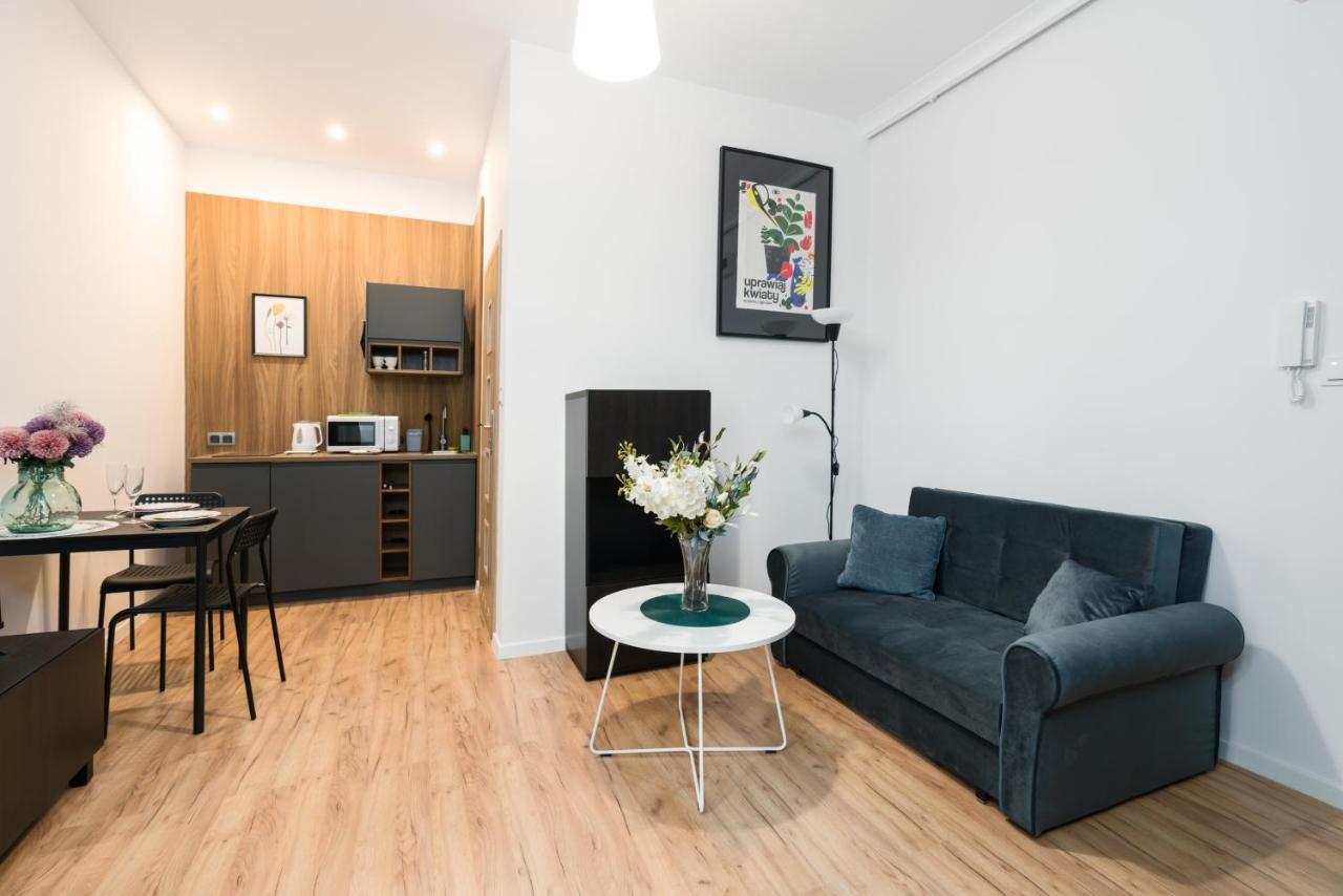 Kwiatowa Apartments Poznan City Center By Noclegi Renters Bagian luar foto
